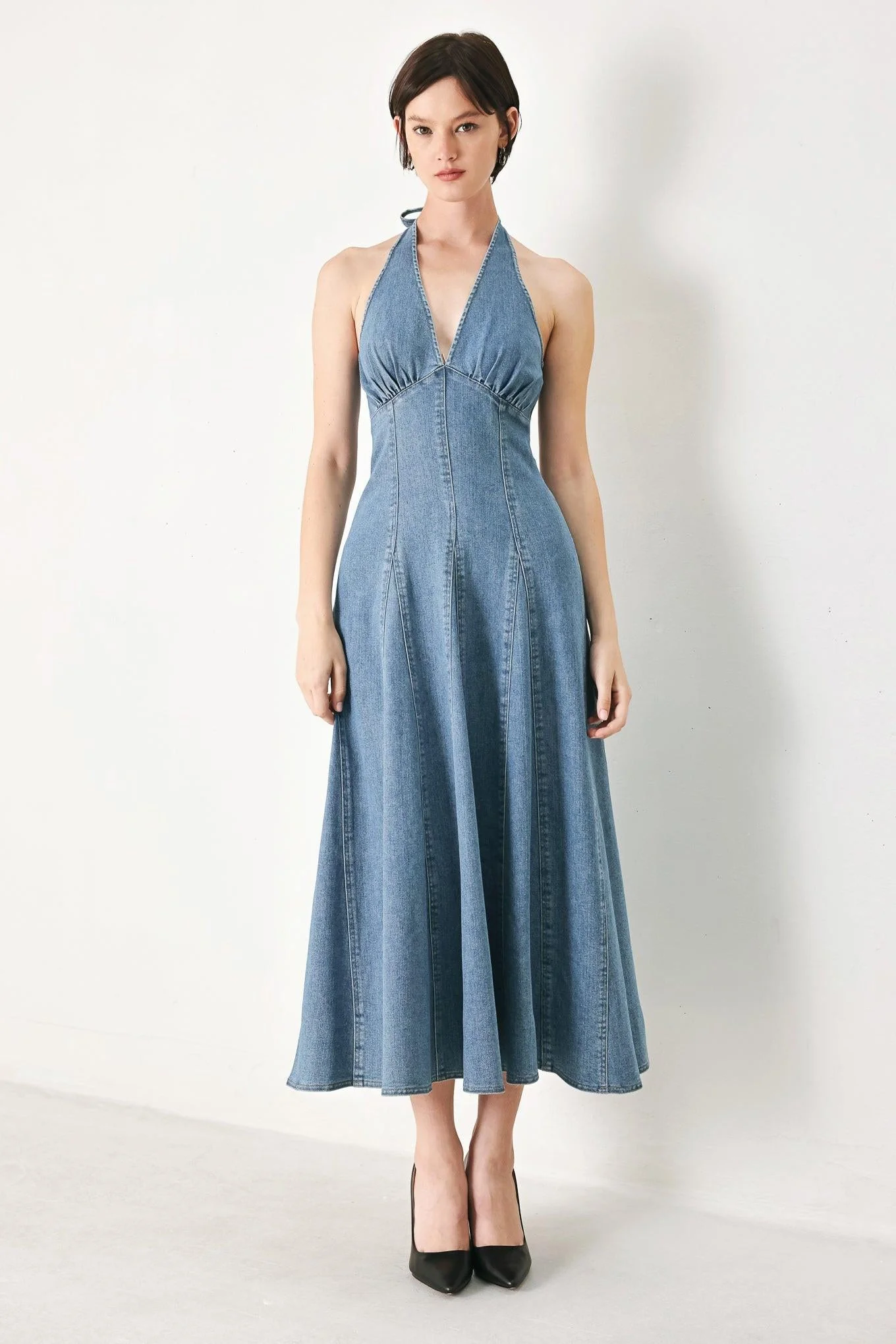 BLUE HALTER DENIM MIDI DRESS
