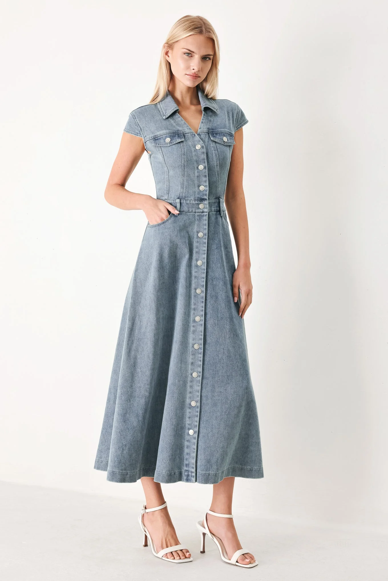 CLASSIC FLOW DENIM MIDI DRESS - Image 5