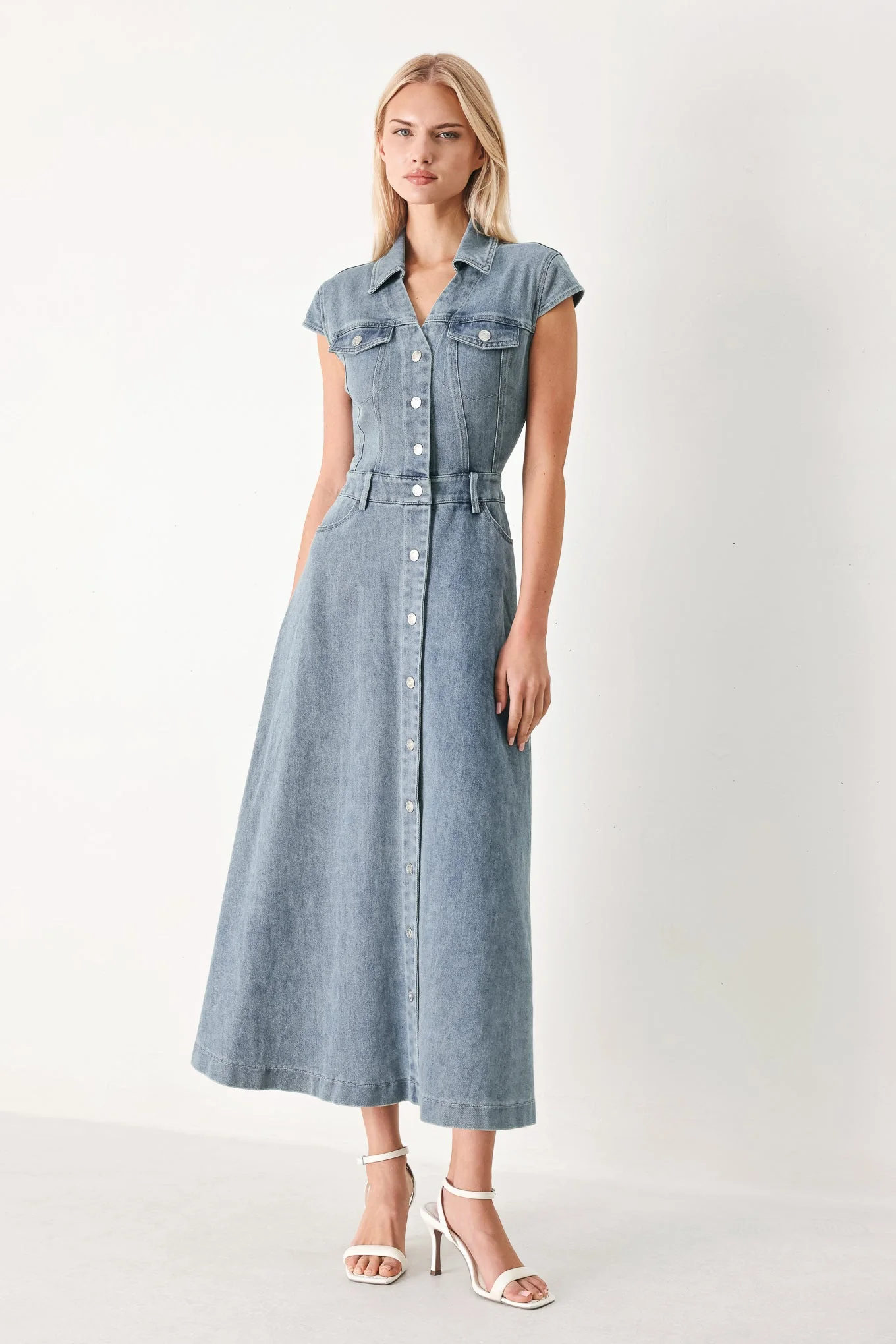 CLASSIC FLOW DENIM MIDI DRESS - Image 6