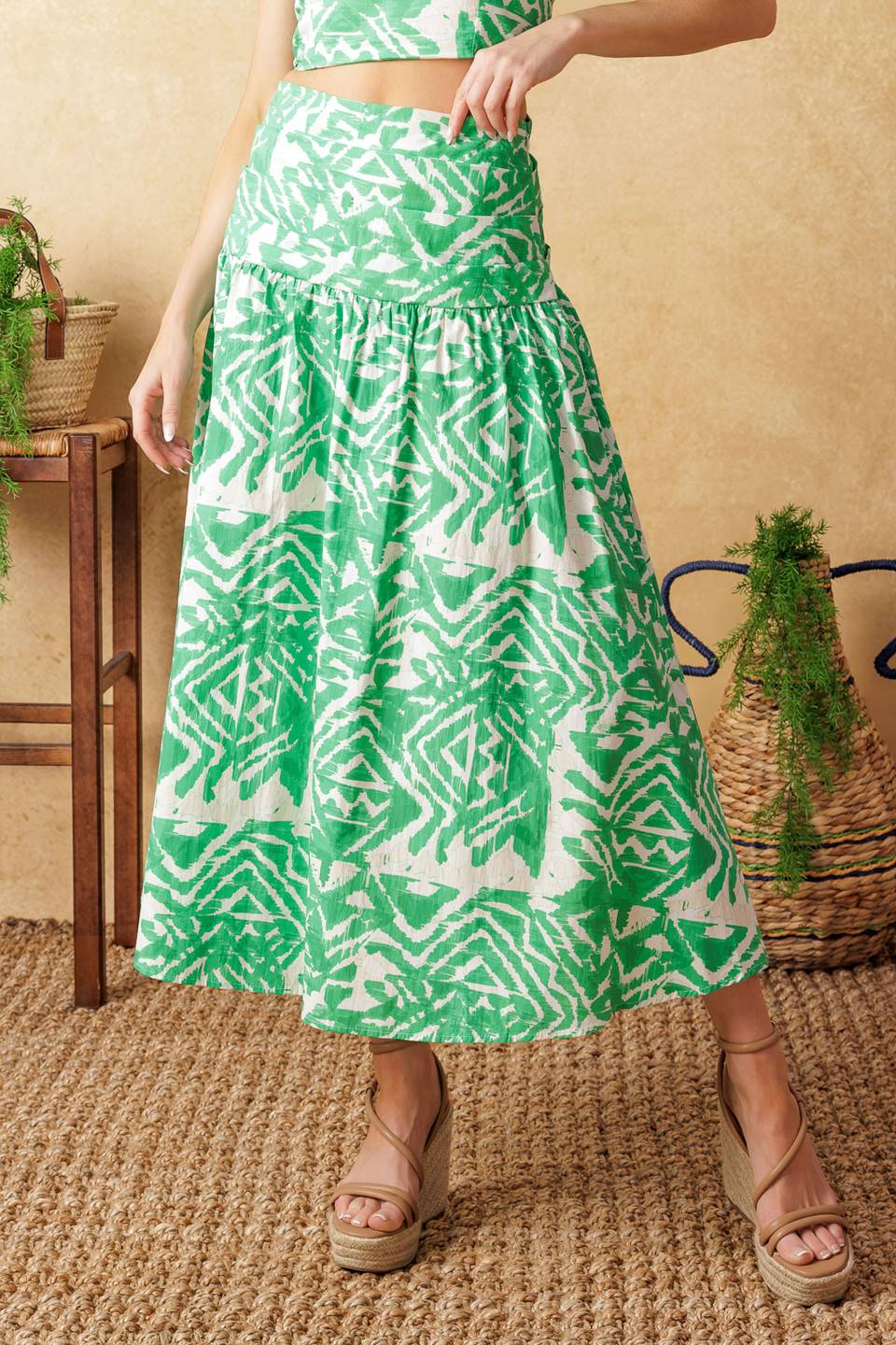 DESTINED FOR MORE - CROP TOP & SKIRT SET - Image 4