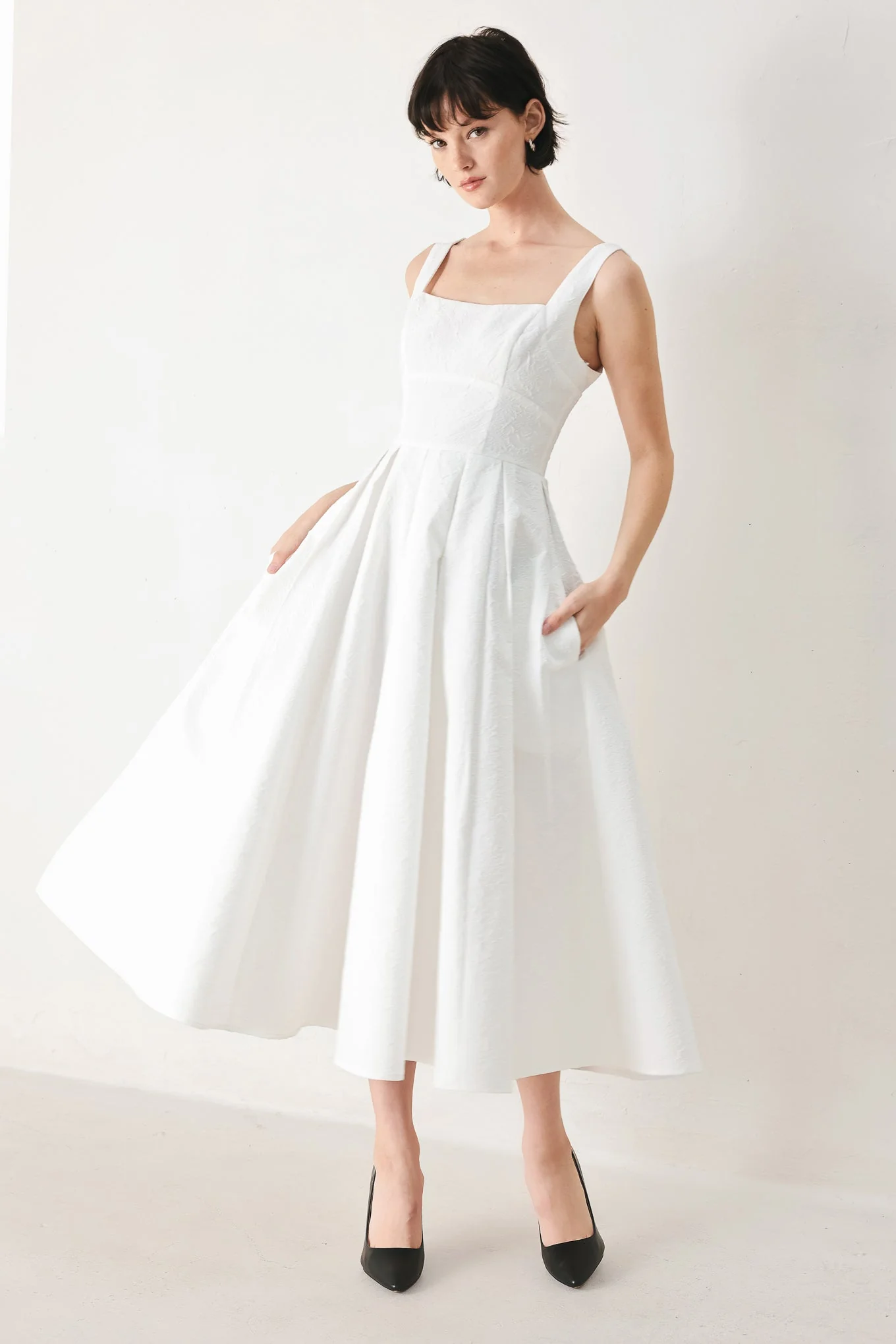 ECHO IN WHITE MIDI DRESS - Image 6