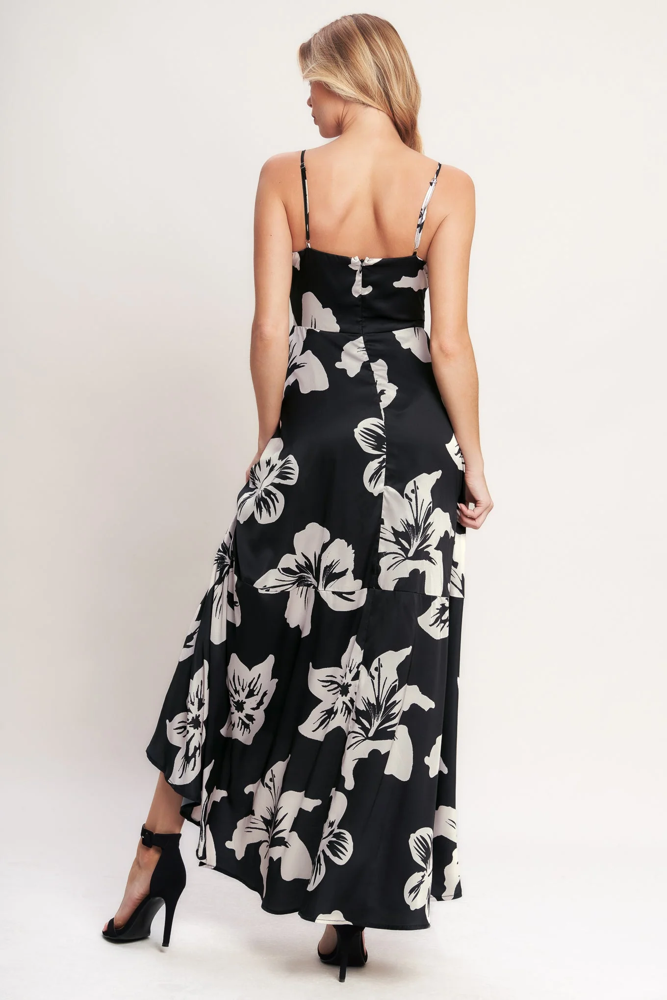 ETERNAL FLORA BLACK MAXI DRESS - FINAL SALE - Image 3