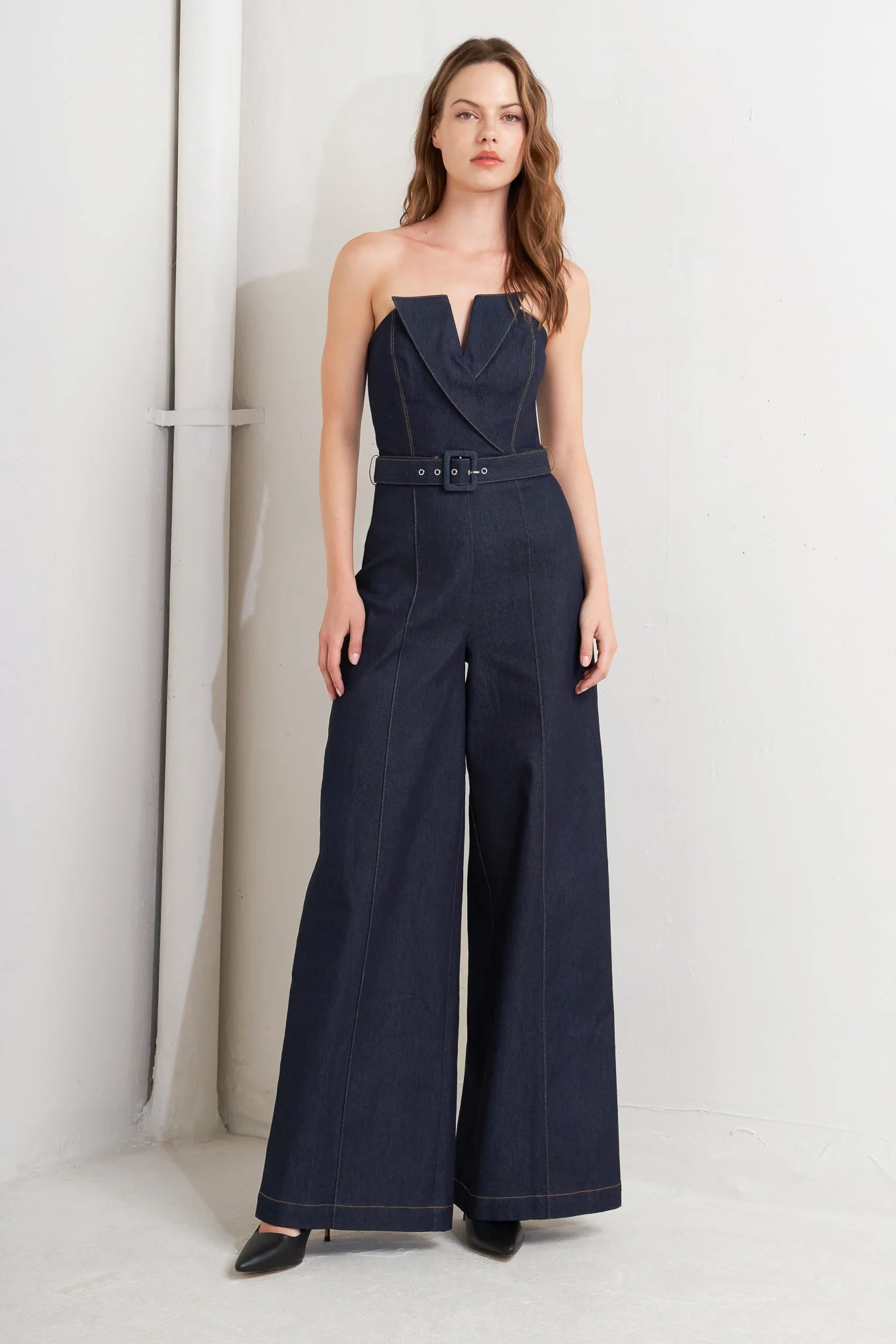 LE BONHEUR V CUT VOW DENIM JUMPSUIT - Image 6