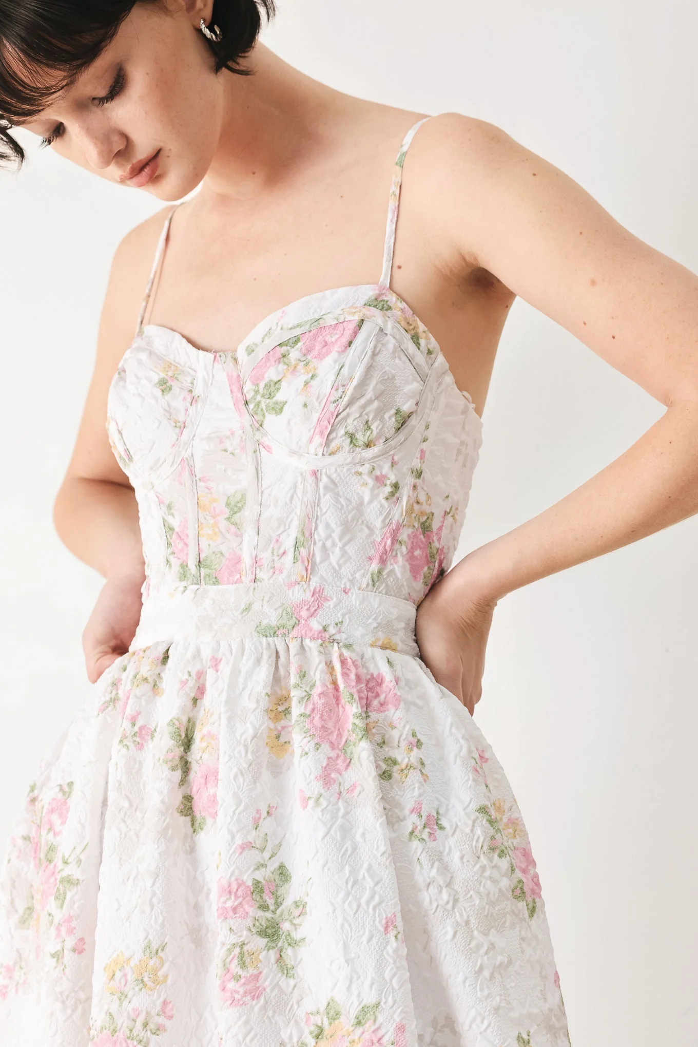 PASTEL ROMANCE WHITE FLORAL MIDI DRESS - Image 2